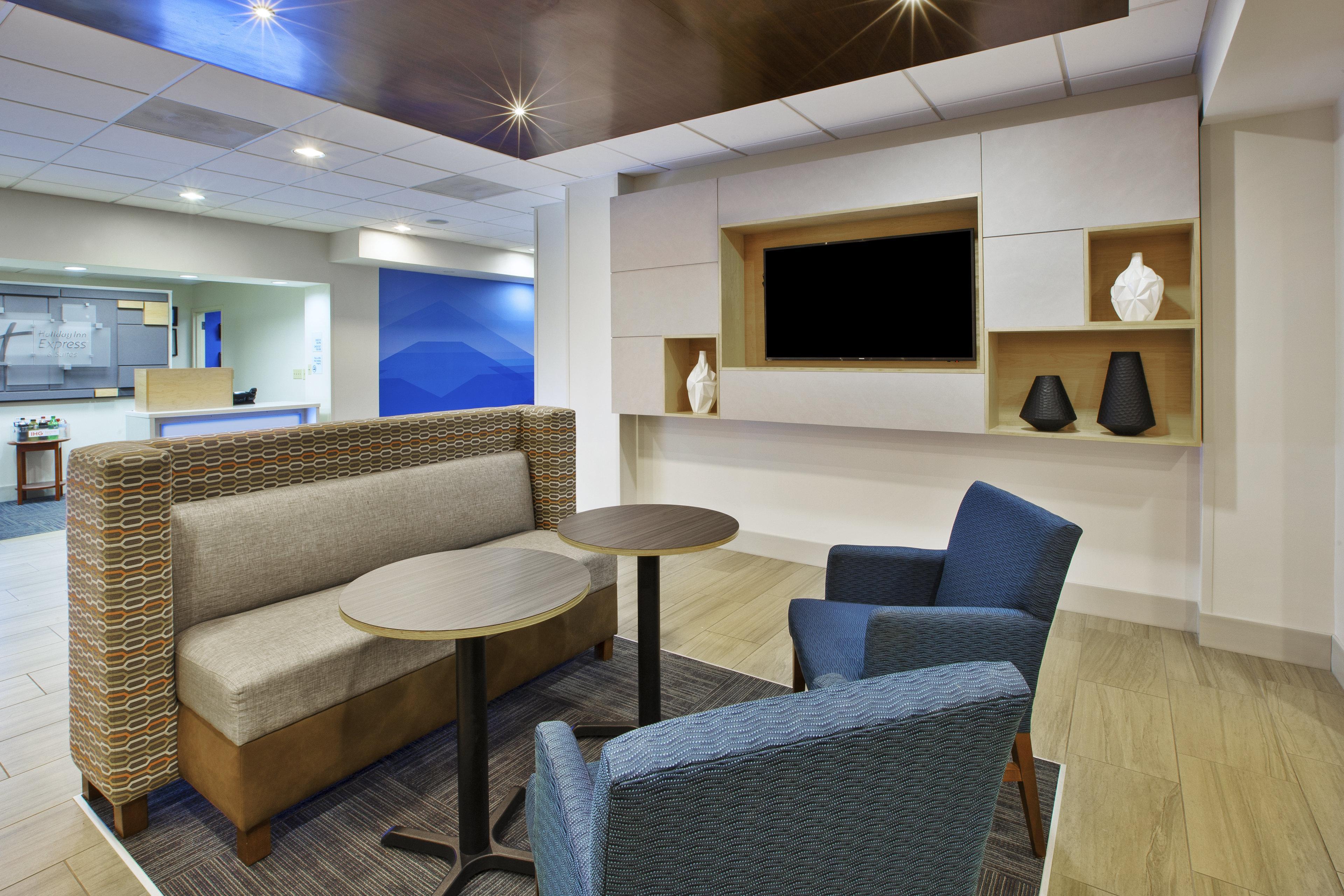 Holiday Inn Express Hotel & Suites Manchester Conference Center By Ihg Εξωτερικό φωτογραφία