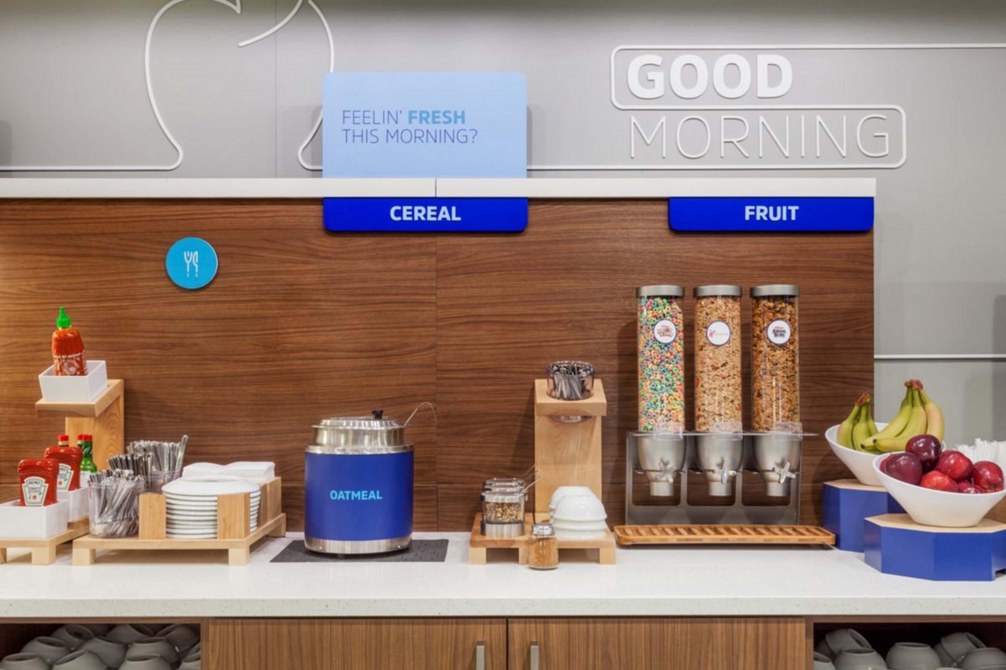 Holiday Inn Express Hotel & Suites Manchester Conference Center By Ihg Εξωτερικό φωτογραφία